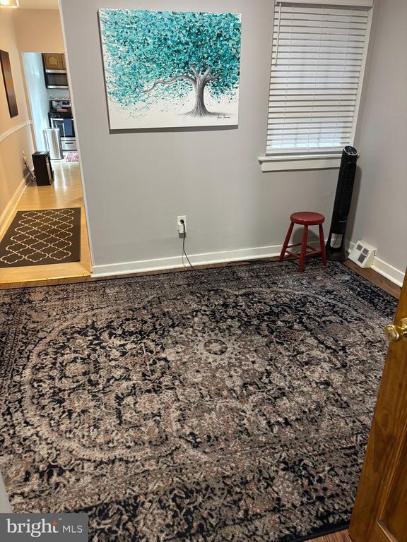 Building Photo - 1155 S 10th St