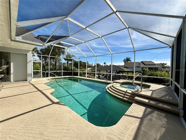 Building Photo - 4 Cherry Ct