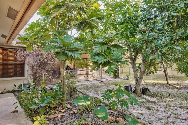 Building Photo - 13790 Paddock Dr