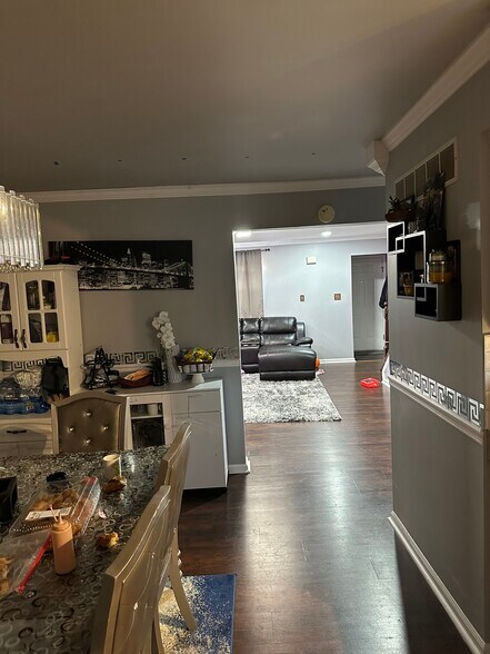 Building Photo - 620 Candlestick Ln