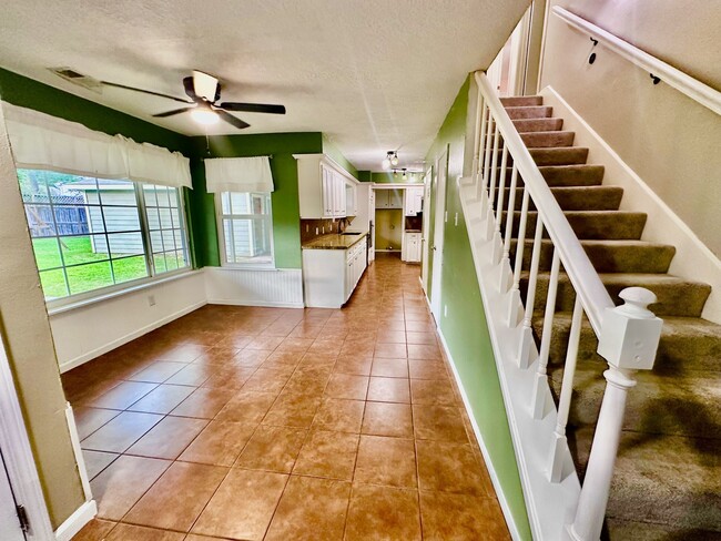 Building Photo - 17502 Cassina Dr