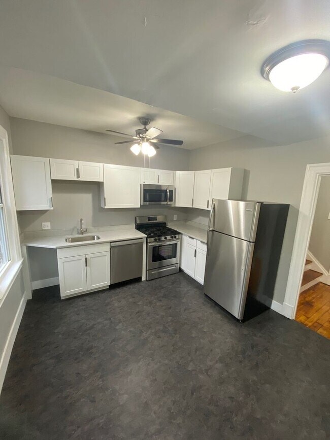 Building Photo - Modern 2BR in Lawrenceville – Central AC, ...