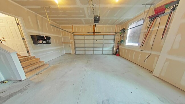 Building Photo - 3272 Rockhaven Ave