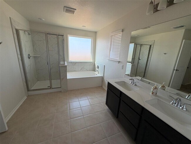 Building Photo - 3606 Fisciano Ln