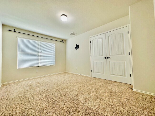 Building Photo - 7317 Highland Bluff Cove