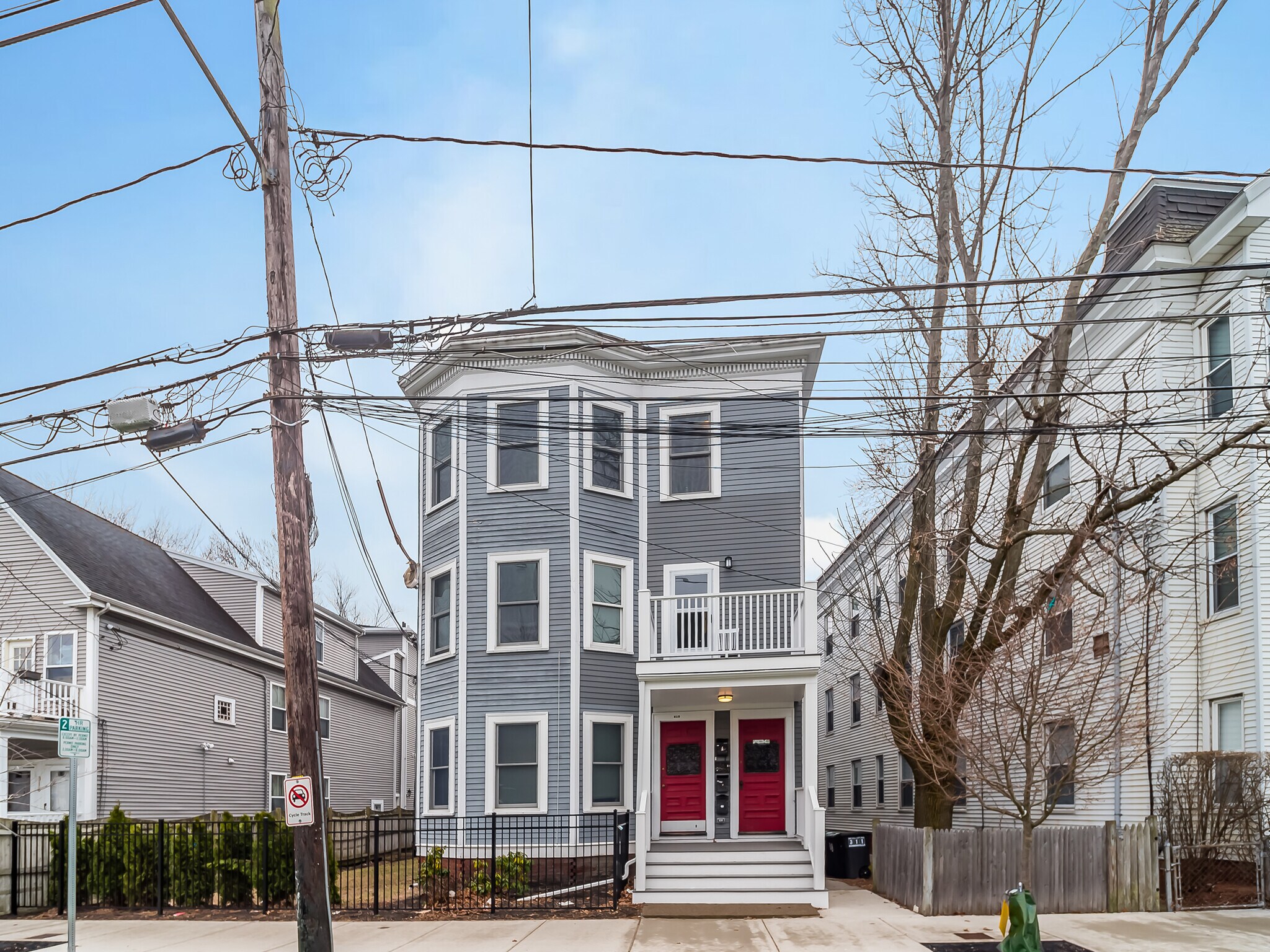 Building Photo - 318 Beacon St