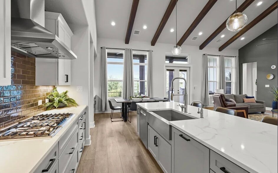 Building Photo - 1032 Clear Water Cyn