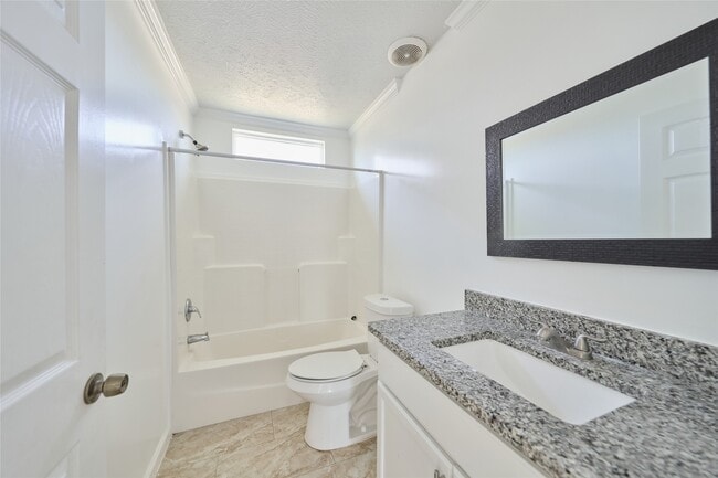 Building Photo - 928 Coen Rd