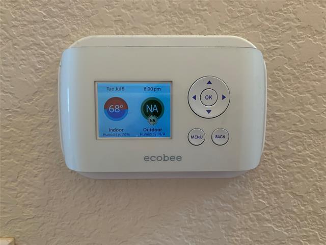 Building Photo - 912 Brookville Ct