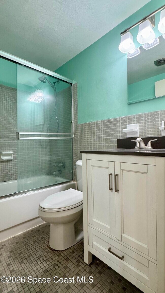 Building Photo - 250 N Banana River Dr