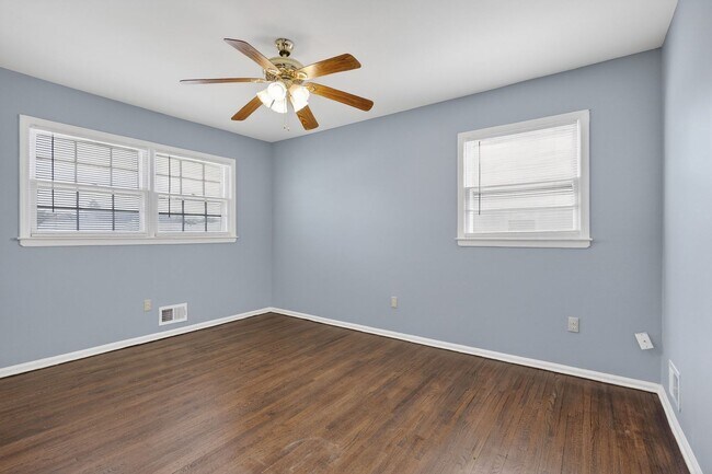 Building Photo - 77 Marsh Ave