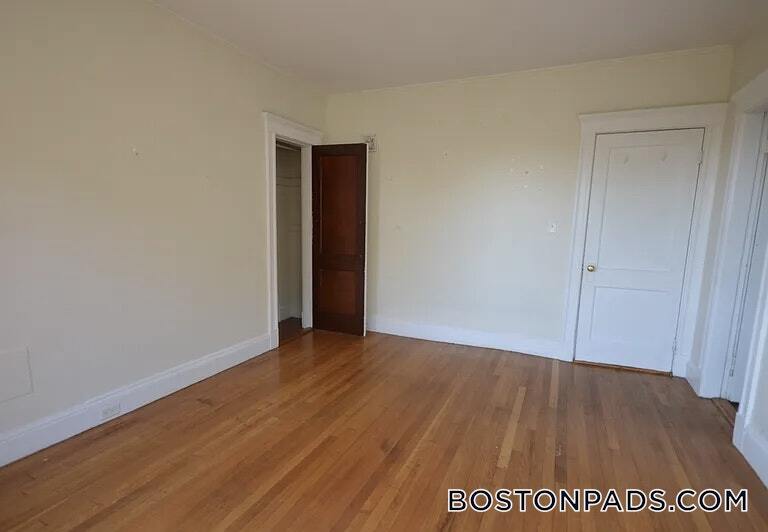 Building Photo - 1167 Boylston St