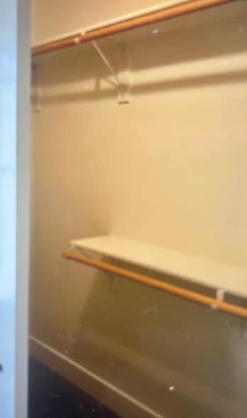 Building Photo - 6012 Farmstead Ave