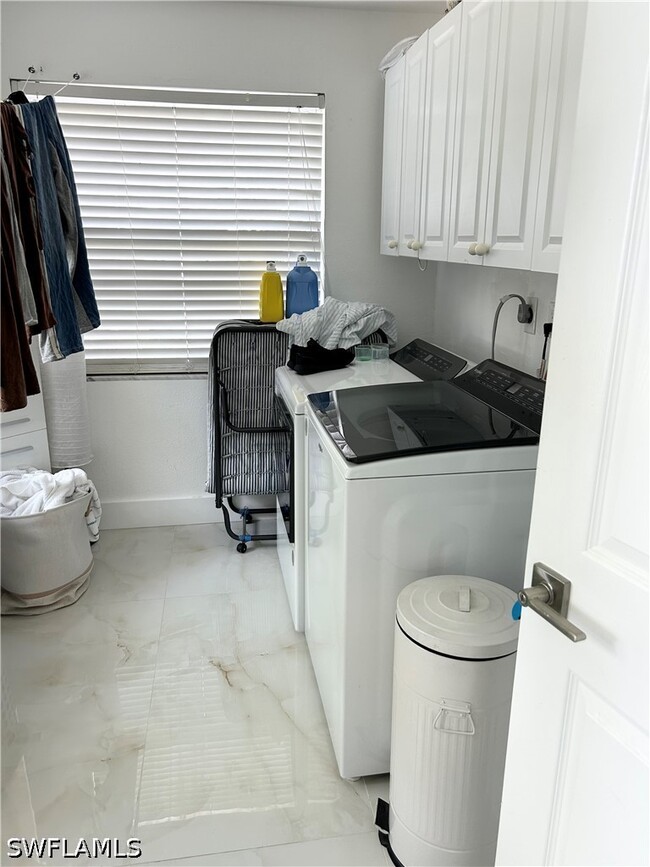 Building Photo - 337 Shore Dr