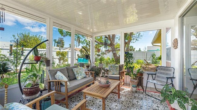 Building Photo - 13492 Dibella Ave