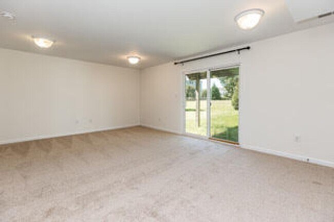 Building Photo - 429 Scarecrow Ct