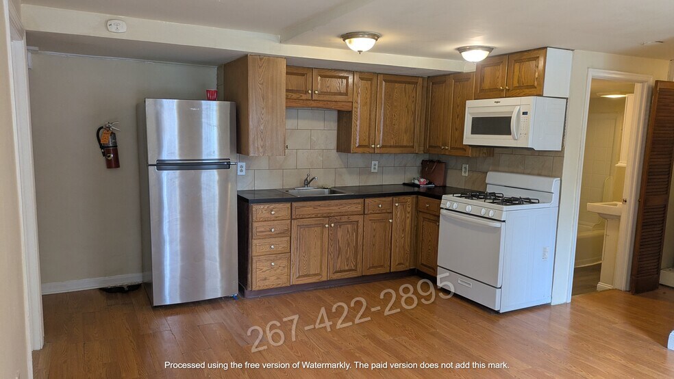 Building Photo - 126 S 46th St