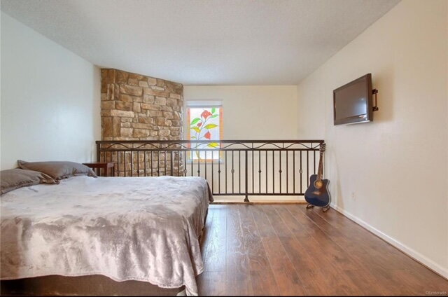 Building Photo - Charming Two-story, 1 bed, 1 Bath Townhome...