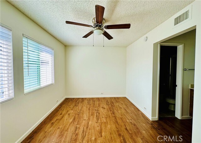 Building Photo - 28 20th Ct