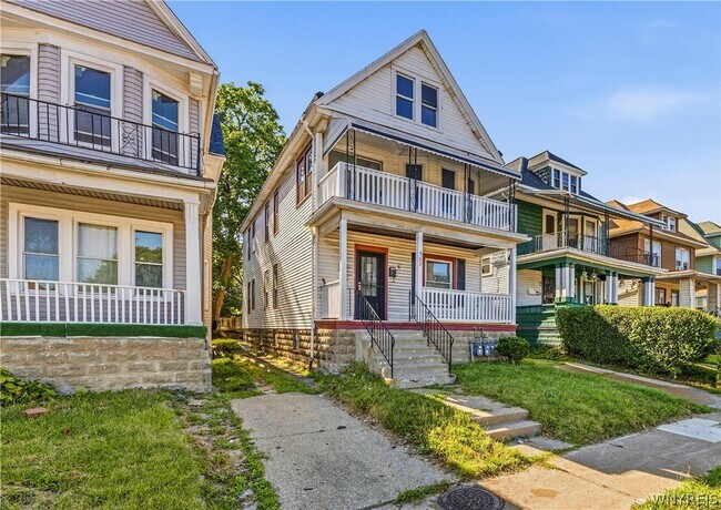 Building Photo - 563 Humboldt Pkwy