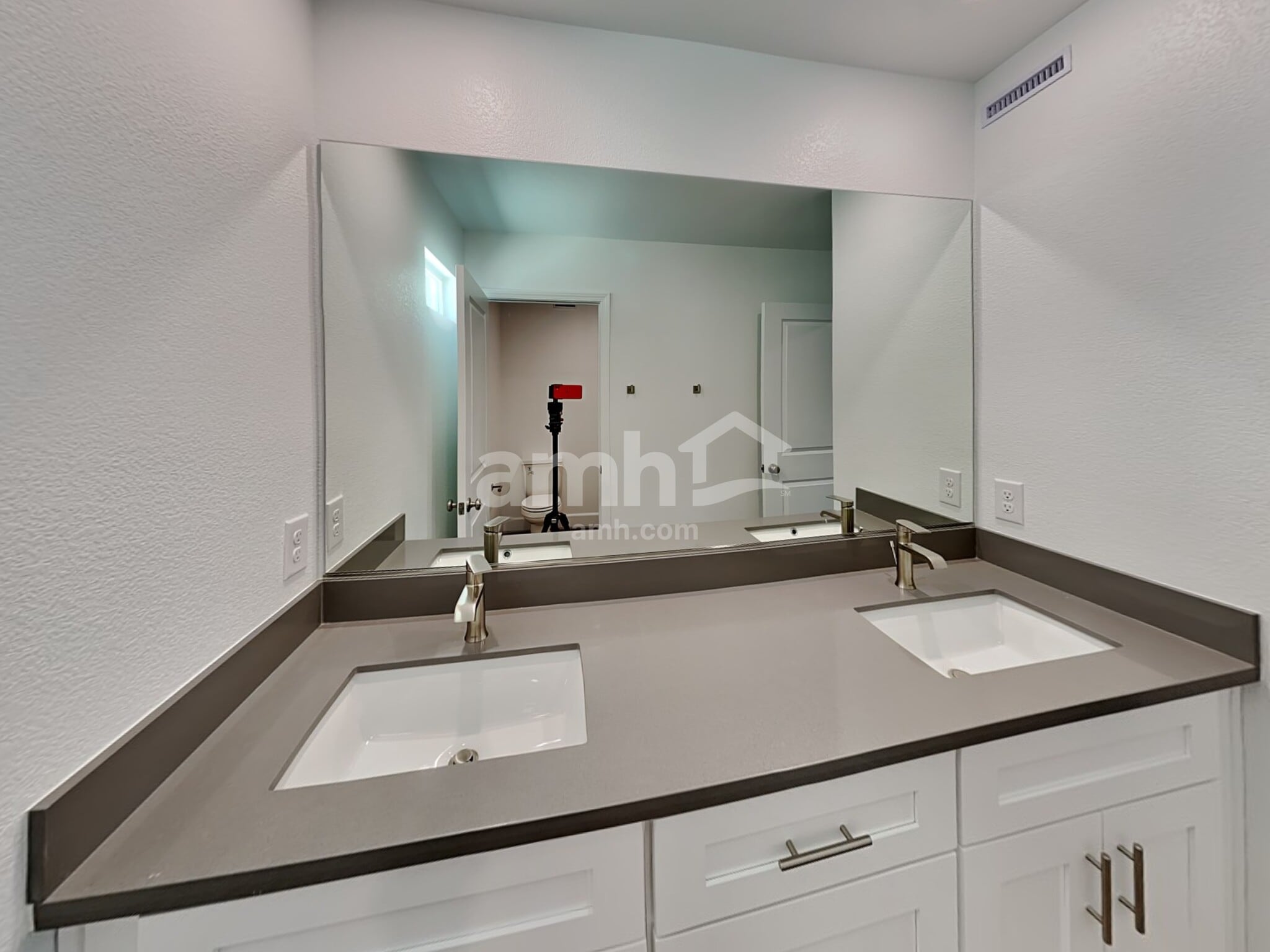 Building Photo - 9132 Liberty Cap Ct