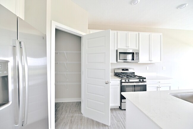 Building Photo - 2019 Mildred Rd