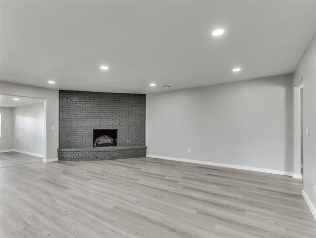 Primary Photo - Look at this beautiful home!