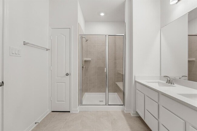 Building Photo - 7611 Royal Oasis Ln