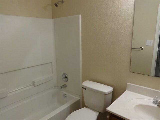 Building Photo - 9314 Silver Vis