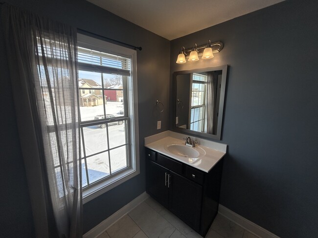 Building Photo - 518 Burgess CT