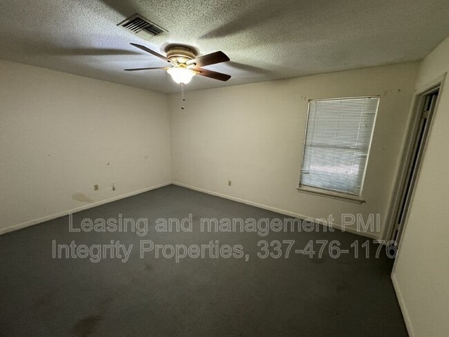 Building Photo - 114 Damon Dr