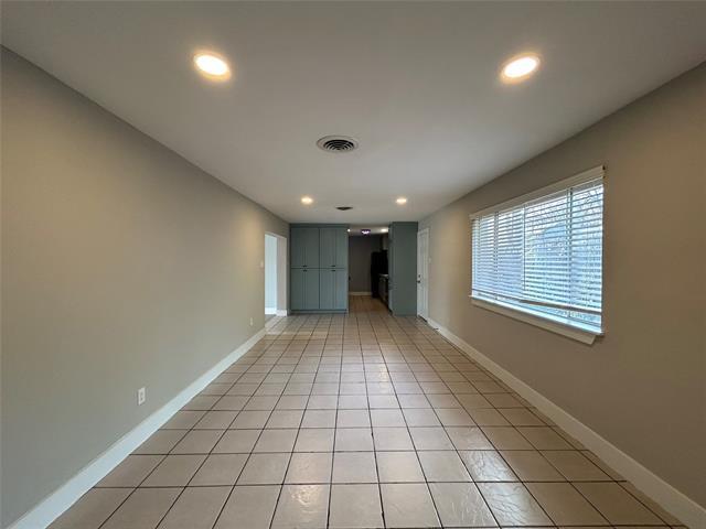 Building Photo - 5556 Mac Arthur Dr