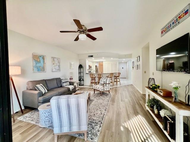 Building Photo - 3020 Matecumbe Key Rd