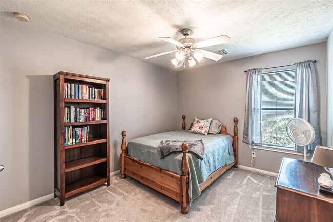 Building Photo - 15007 Wildberry Creek Ct