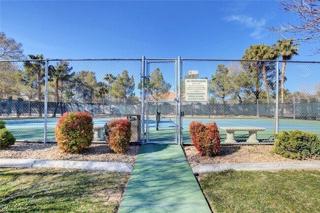 Building Photo - 4683 Clay Peak Dr