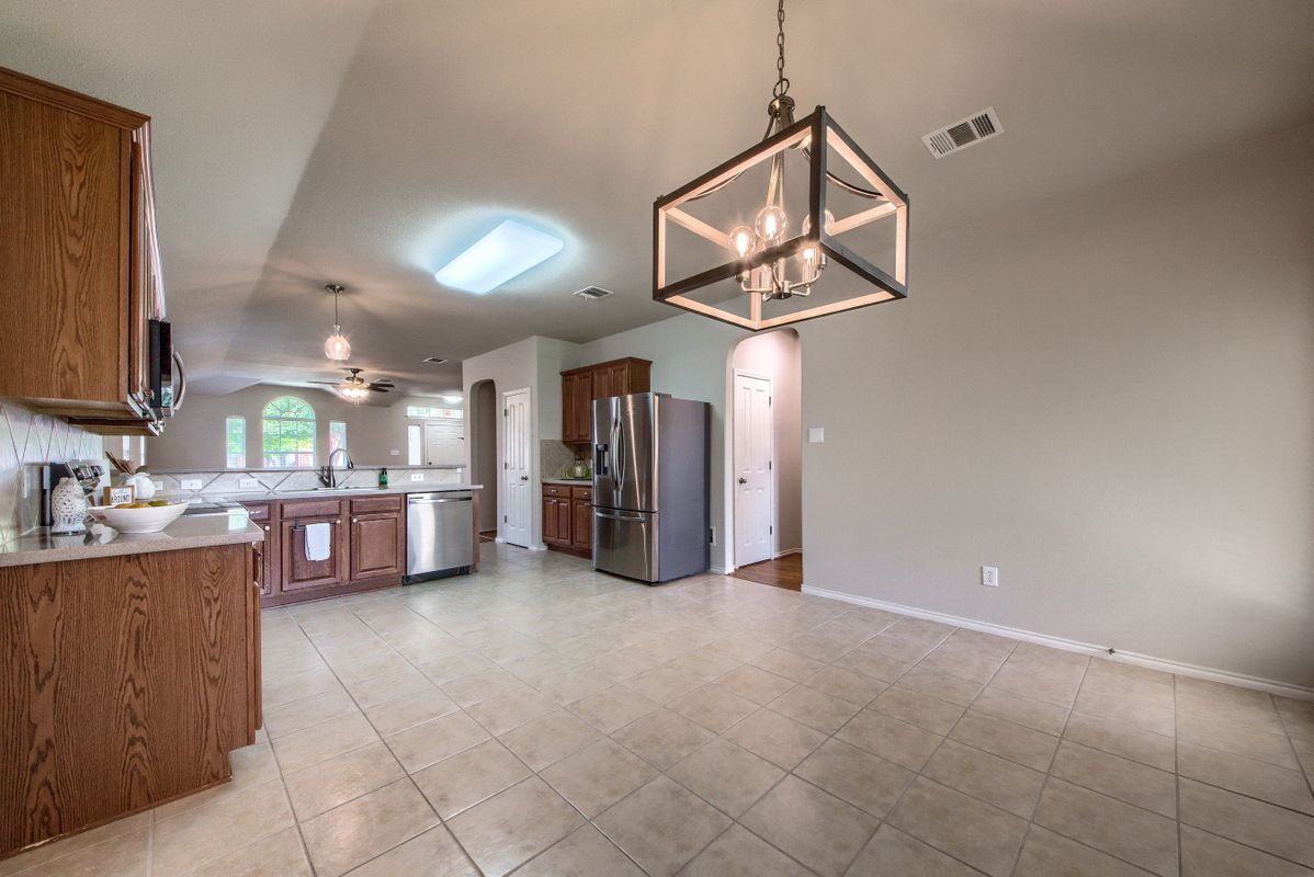 Building Photo - 25614 Texas Ash