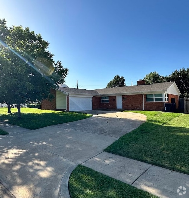 Building Photo - 3109 NW 61st Pl