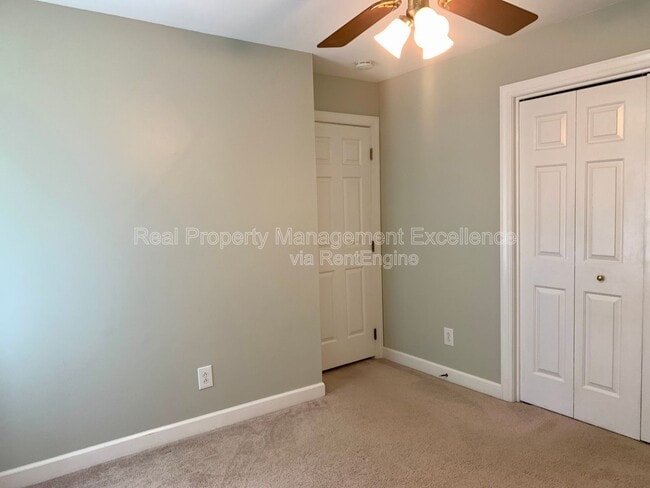 Building Photo - 2605 Diamondhitch Trail