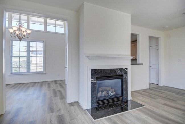 Building Photo - FOR RENT - NORFOLK!