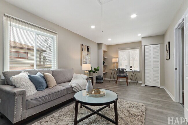 Building Photo - 75 Carthage Ln