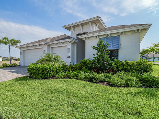 Primary Photo - 6423 High Pointe Cir