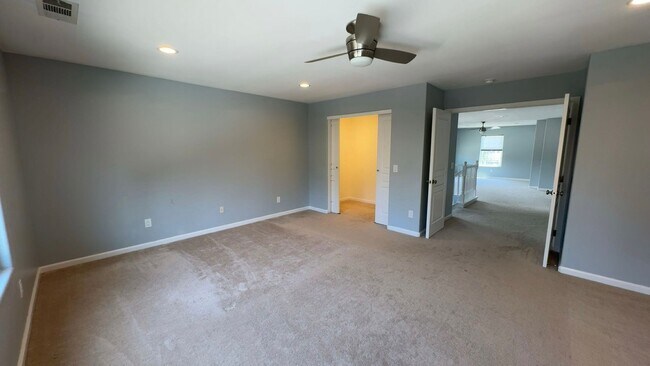 Building Photo - Coming soon. Home Sweet Home!