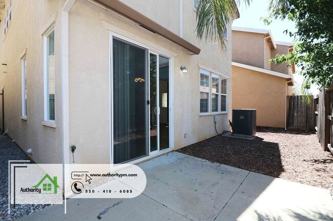 Building Photo - 2347 Shining Star Way