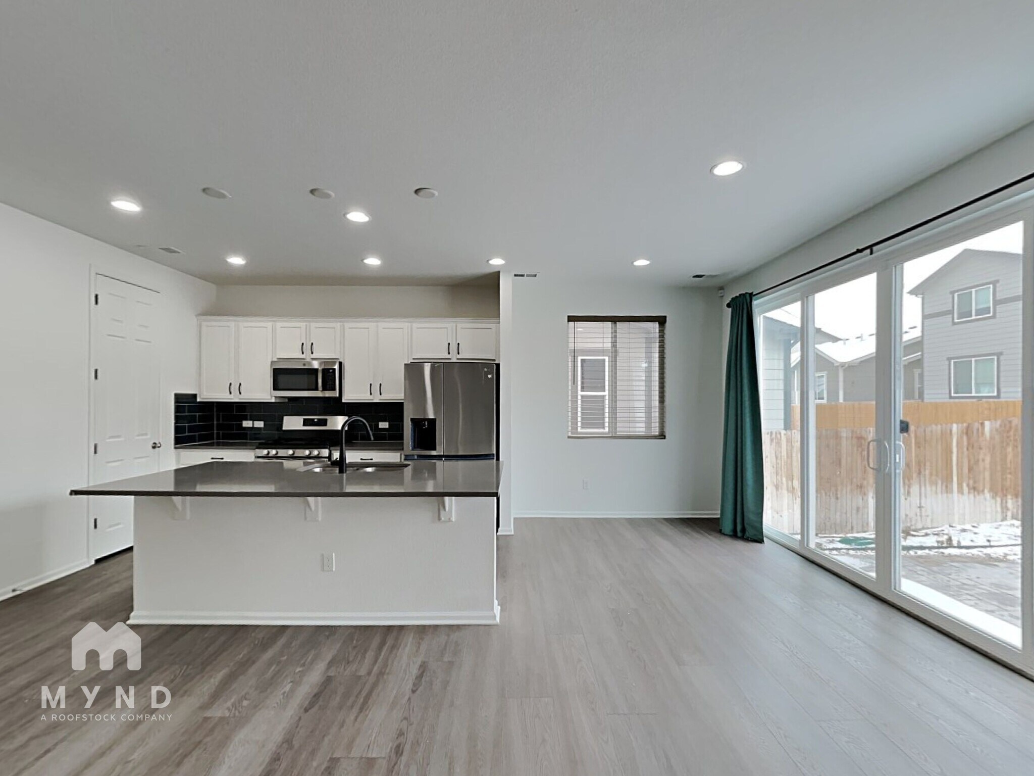 Building Photo - 9732 Truckee St