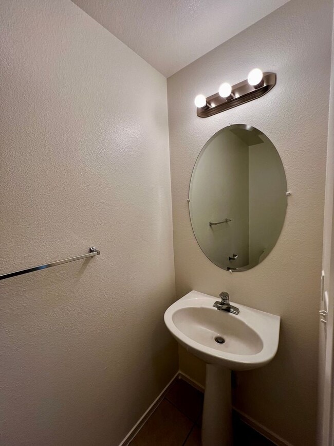 Building Photo - 1230 Sunup Dr