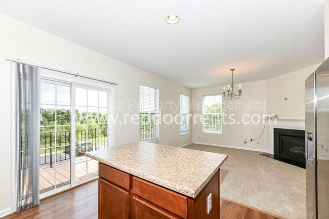 Building Photo - 13340 W Golden Gate Dr
