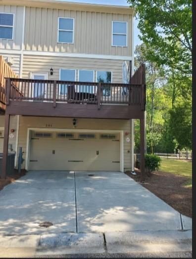 Building Photo - 201 Aventine Ln