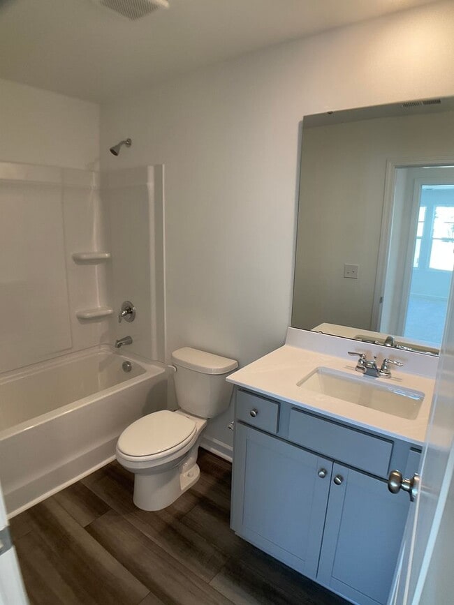 Building Photo - Brand New Townhome in Lawson Townes, Haw R...