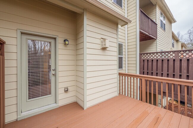 Building Photo - 3633 Ashcroft Bend