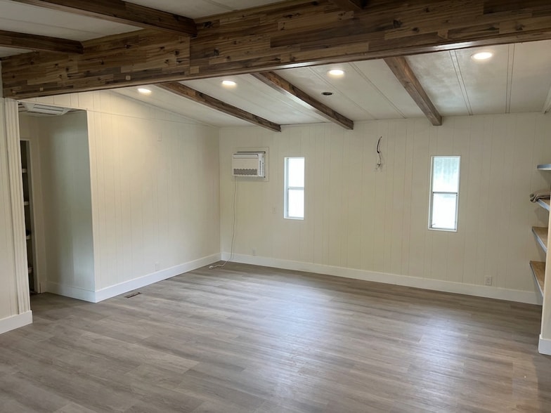 Building Photo - 29190 San Timoteo Canyon Rd